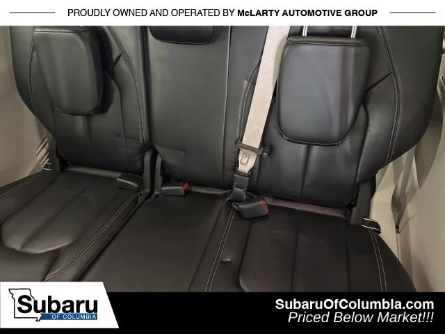 Used 2023 White Chrysler Touring L image 29