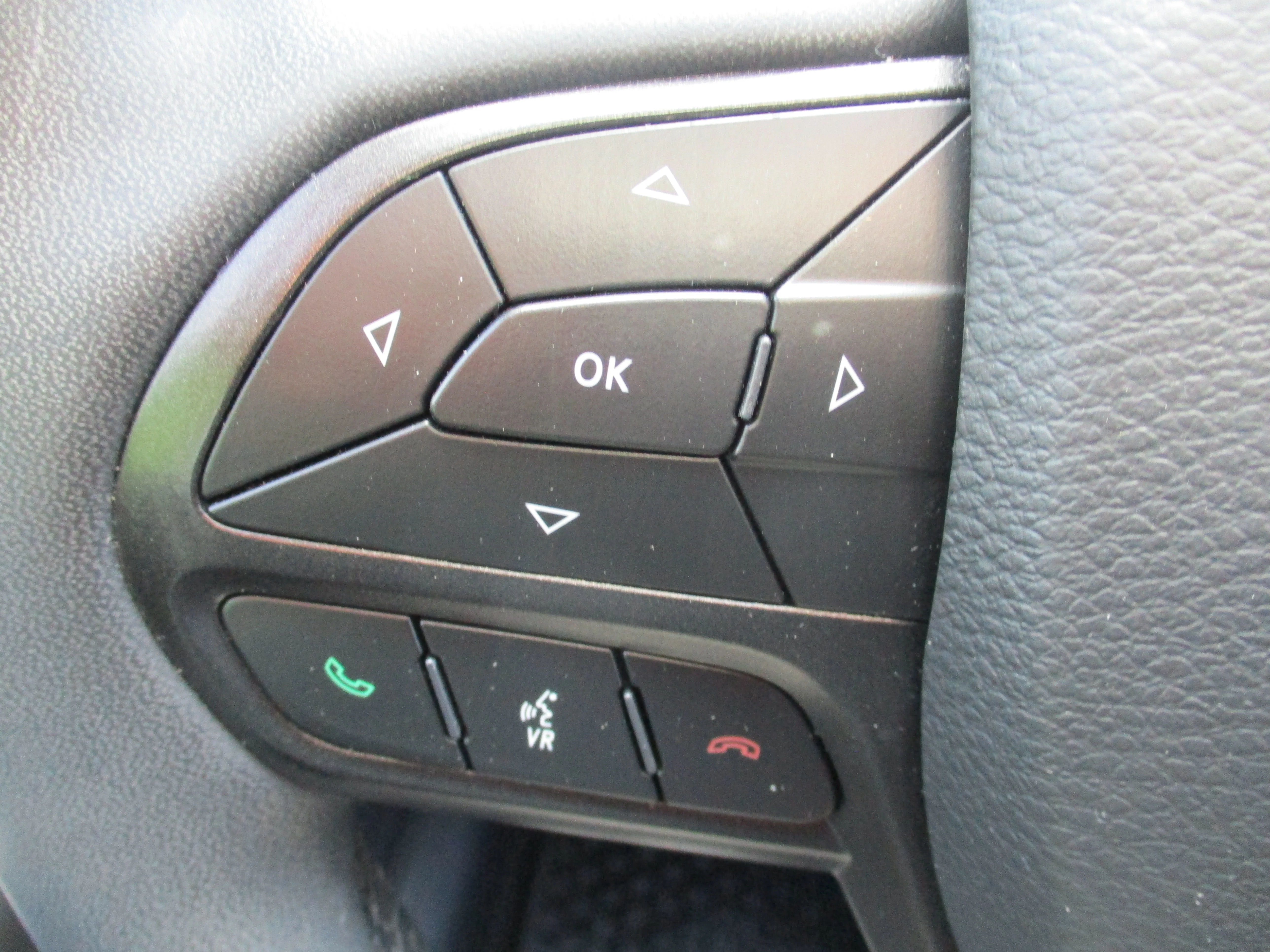 Used 2022 Hydro Blue Pearlcoat Jeep Trailhawk image 11