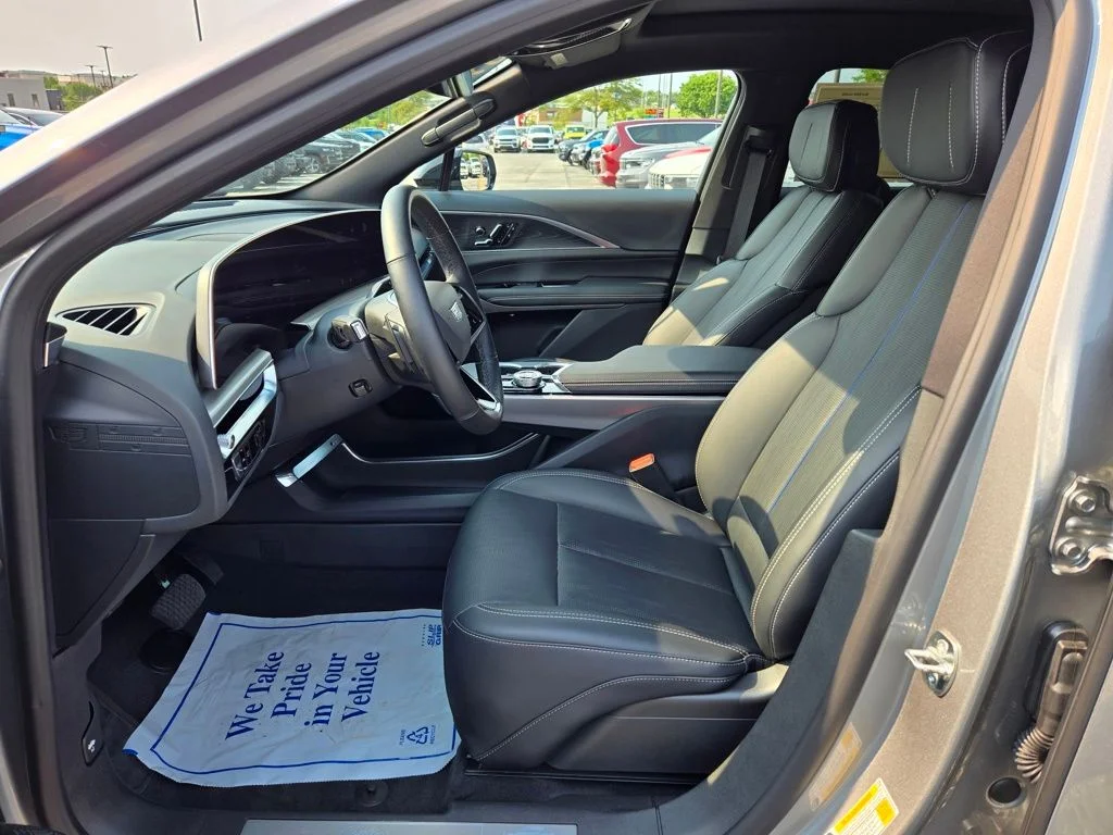 Used 2025 Silver Cadillac Sport image 14