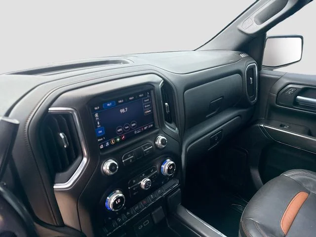 Used 2021 Summit White GMC AT4 image 9