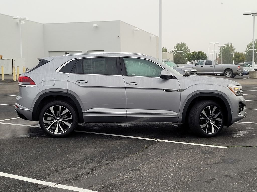 New 2026 Silver Volkswagen 2.0T SEL Premium R-Line image 4