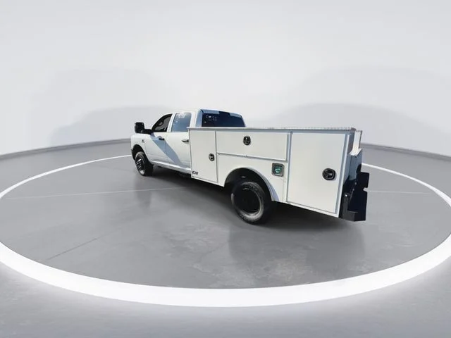 2026 RAM 3500 Chassis Tradesman - Photo 6