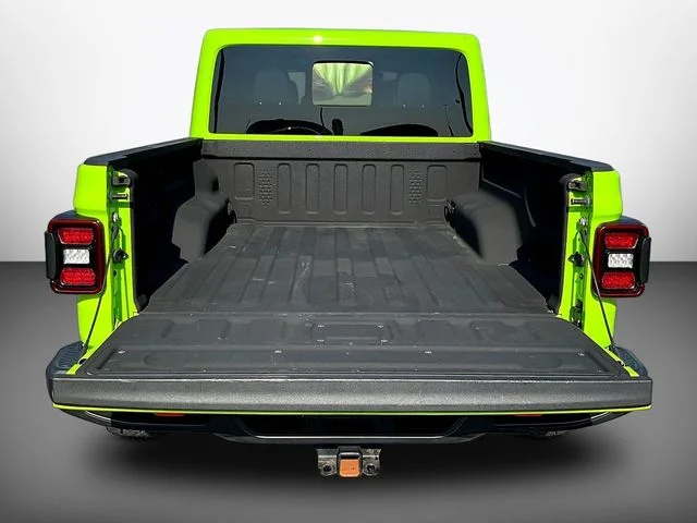 Used 2021 Green Jeep Mojave image 7