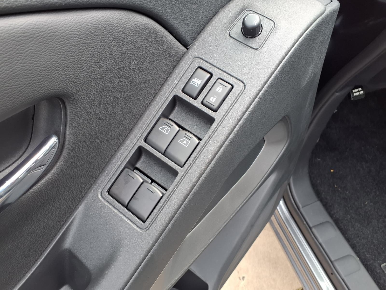 New 2026 Gun Metallic Nissan Crew Cab SV image 14
