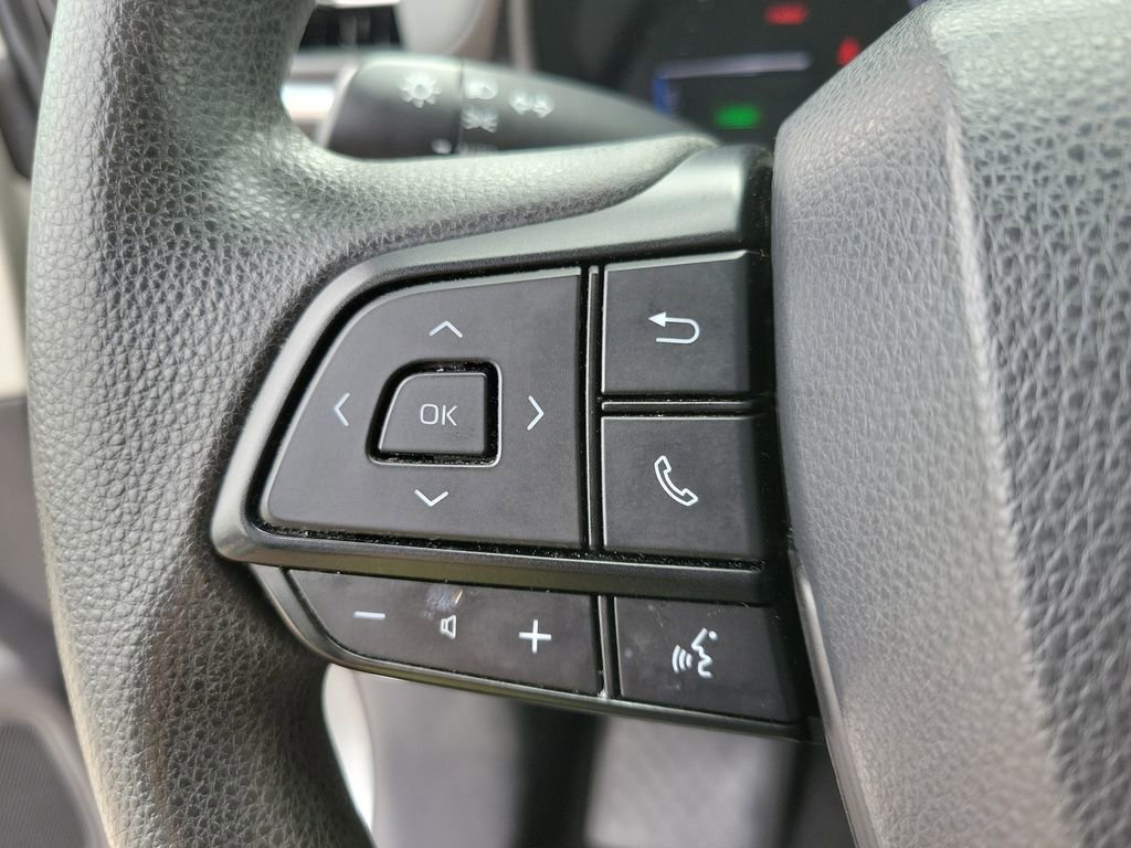 Used 2022  Toyota LE image 23