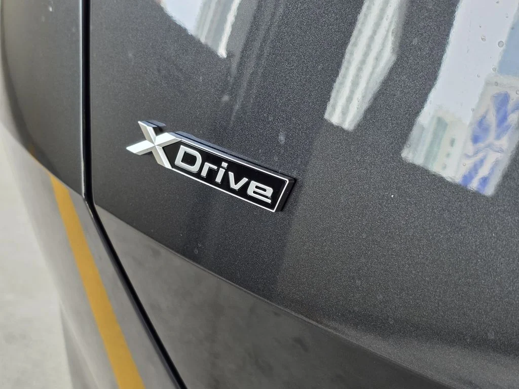 New 2026 Dark Graphite Metallic BMW 30 xDrive image 7