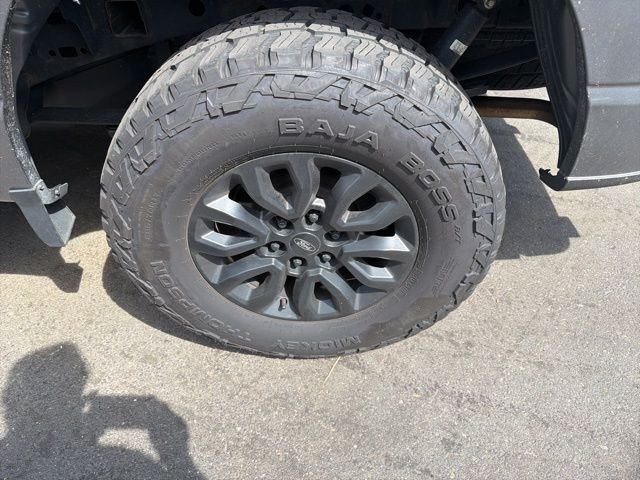 Used 2023 Gray Ford XLT image 11