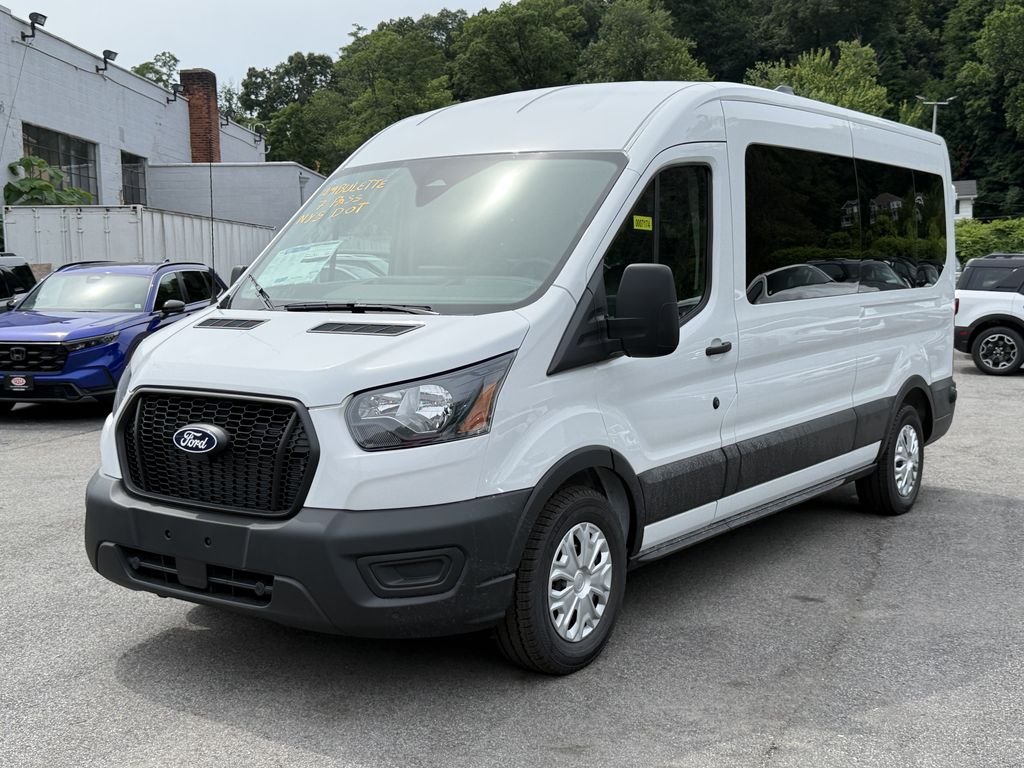New 2026 Oxford White Ford Passenger Van XL image 7