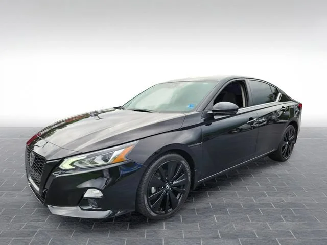 Used 2022 Black Nissan 2.5 SR image 3