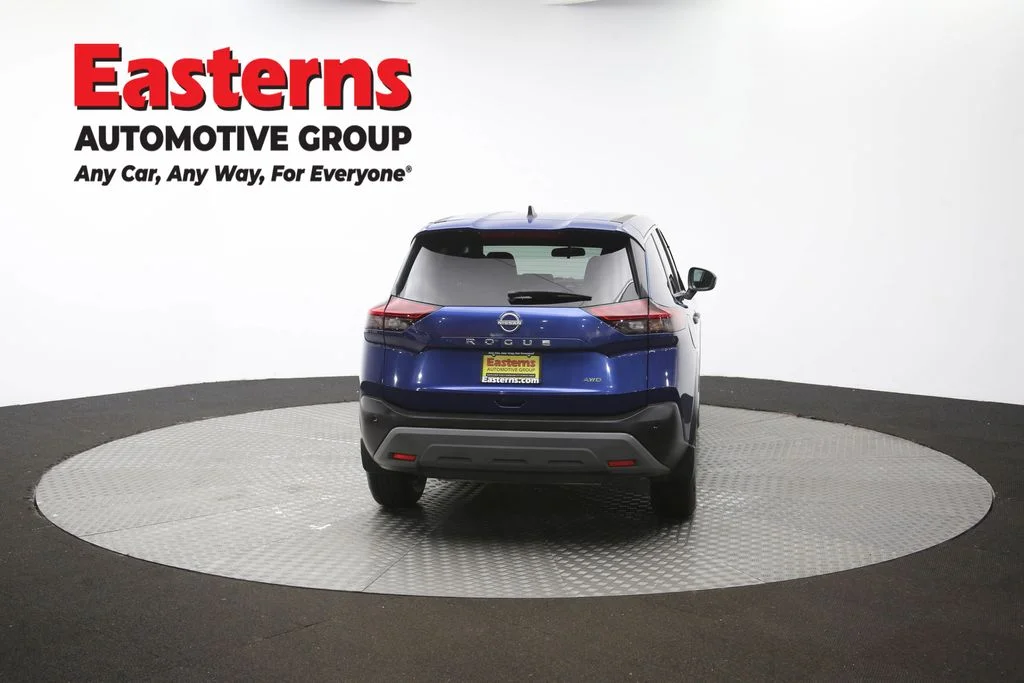 Used 2023 Blue Nissan S image 38