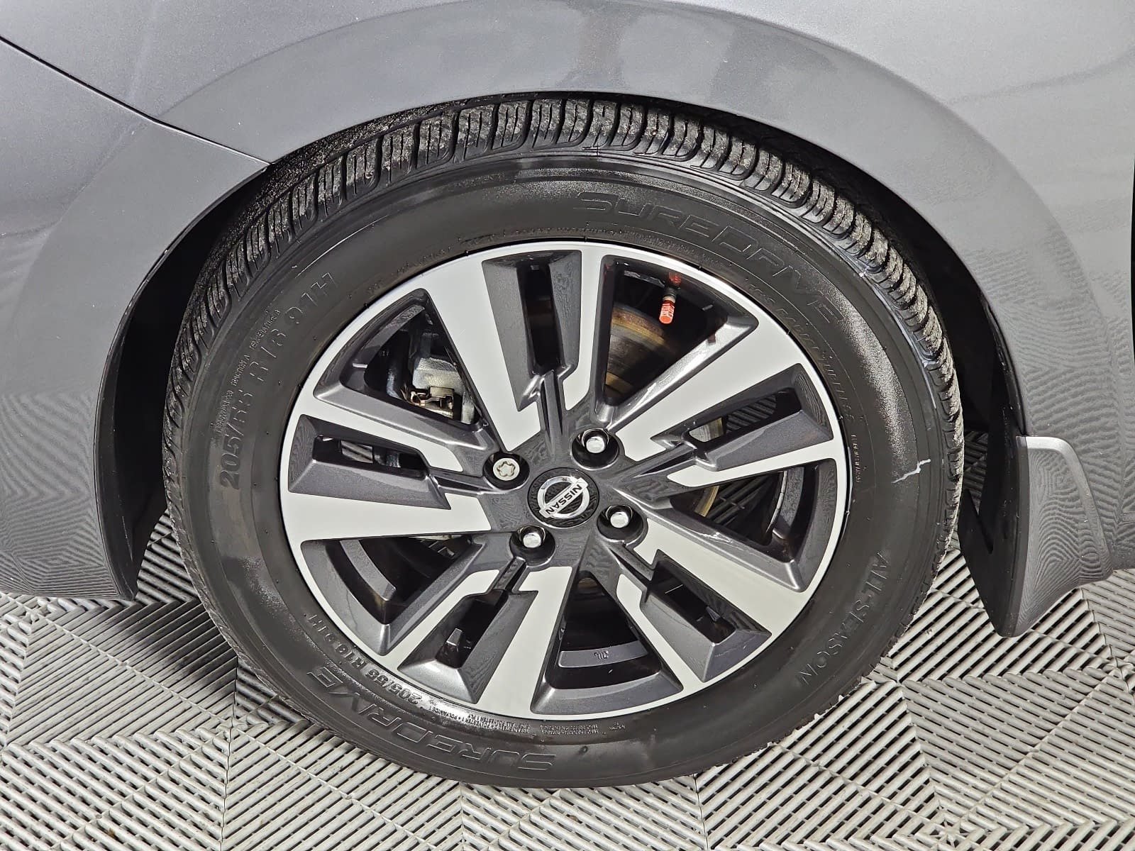Used 2022 Gray Nissan 1.6 SV image 10