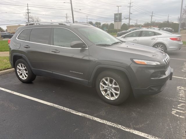 Used 2014 Jeep Cherokee Latitude with VIN 1C4PJMCS7EW260688 for sale in Mount Laurel Township, NJ