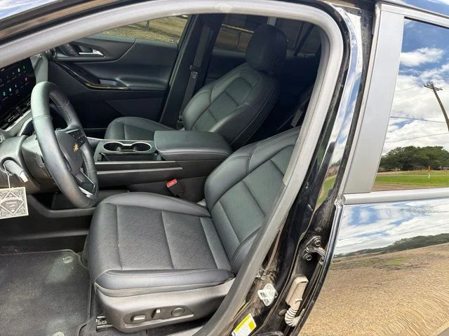 Used 2025 Black Chevrolet LT image 9