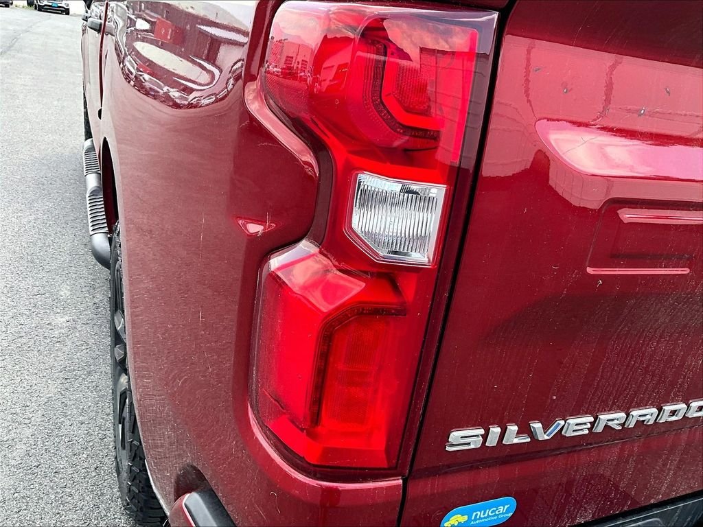 Used 2021 Cherry Red Tintcoat Chevrolet Custom image 32