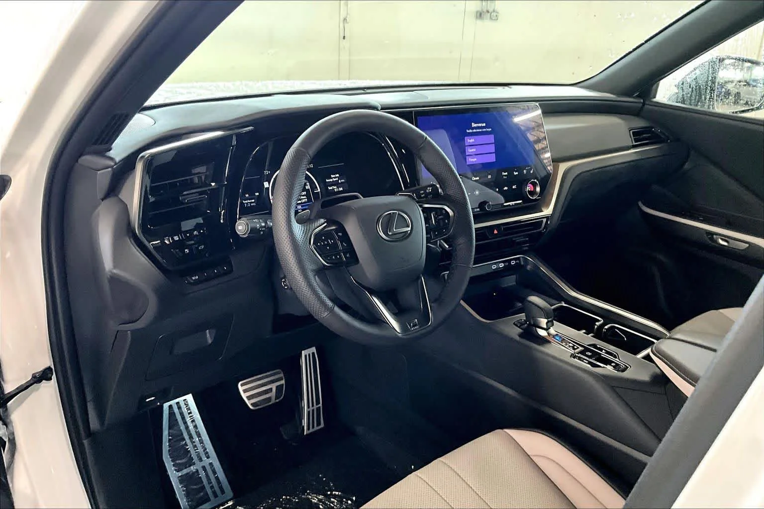 New 2026 Wind Chill Pearl Lexus F SPORT Performance Premium image 6