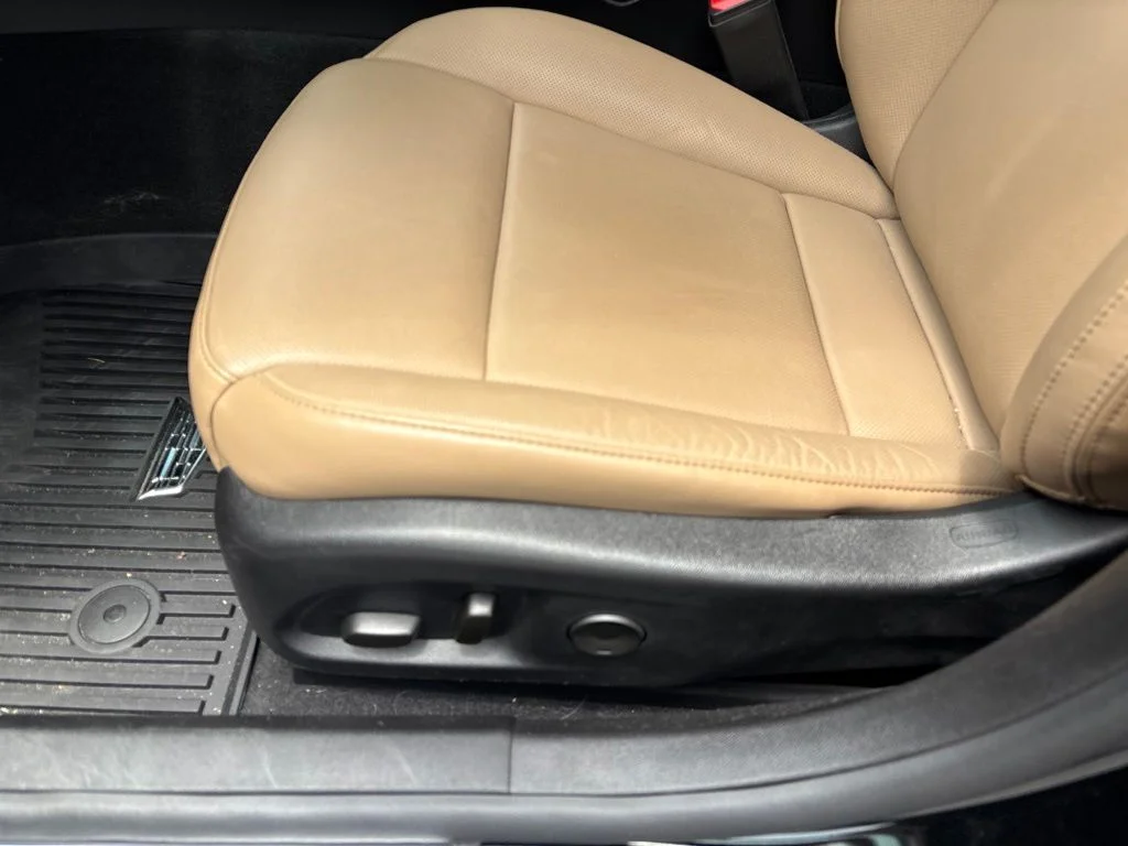 Used 2024 Black Cadillac Premium Luxury image 20