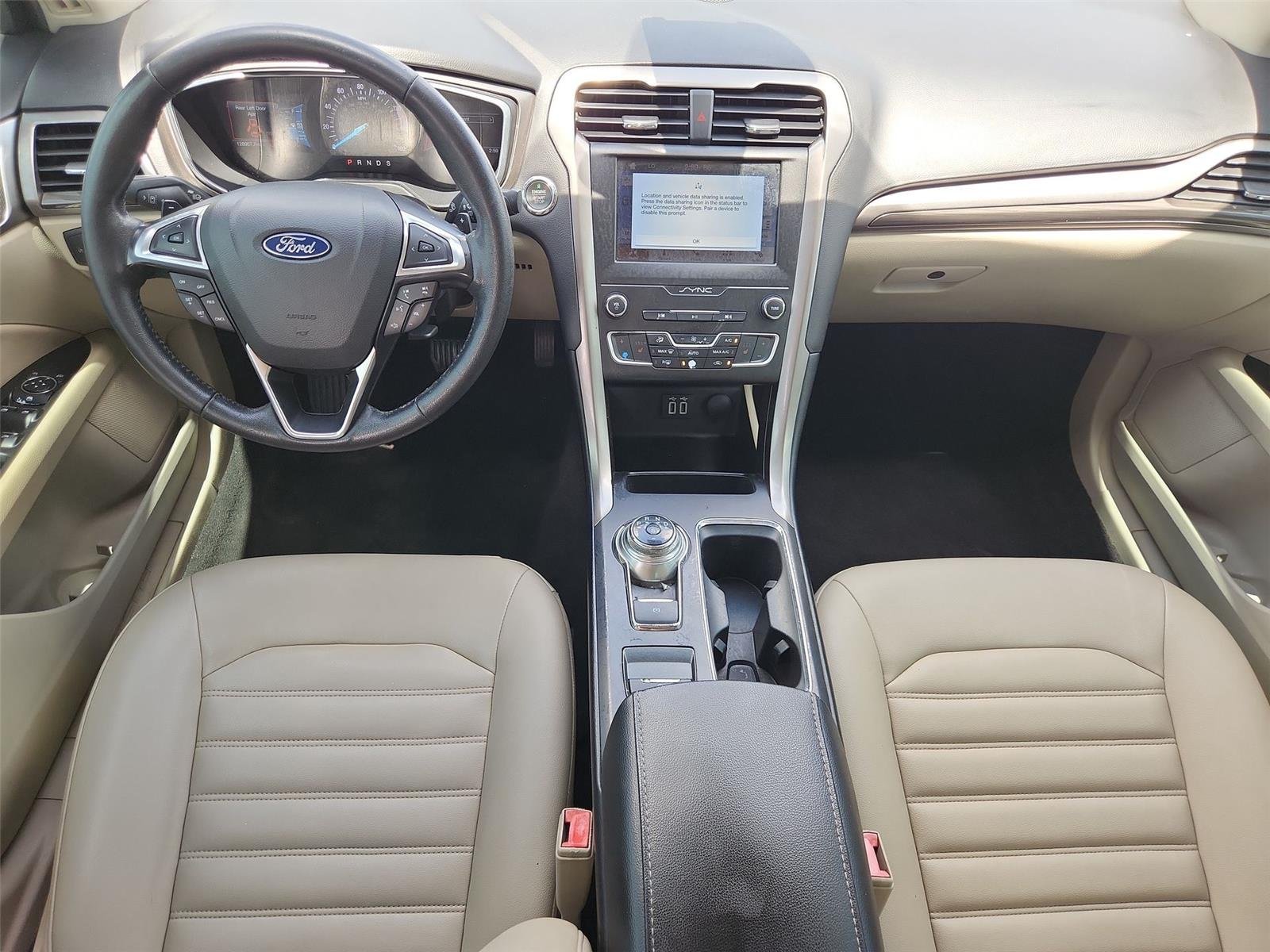 Used 2019 Black Ford SEL image 19