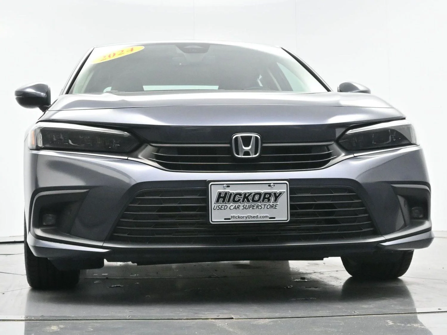 Used 2024 Meteorite Gray Metallic Honda Touring image 49