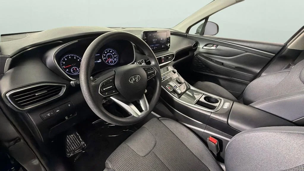 Used 2021 Gray Hyundai SE image 18