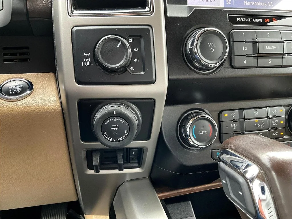 Used 2020 Rapid Red Metallic Tinted Clearcoat Ford Lariat image 17