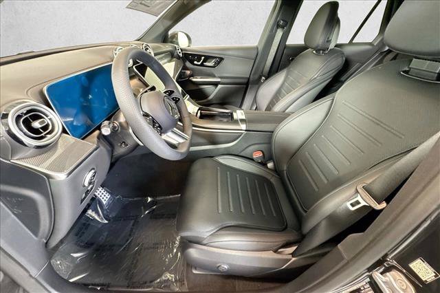 New 2026 Graphite Grey Metallic Mercedes-Benz GLC 300 image 48