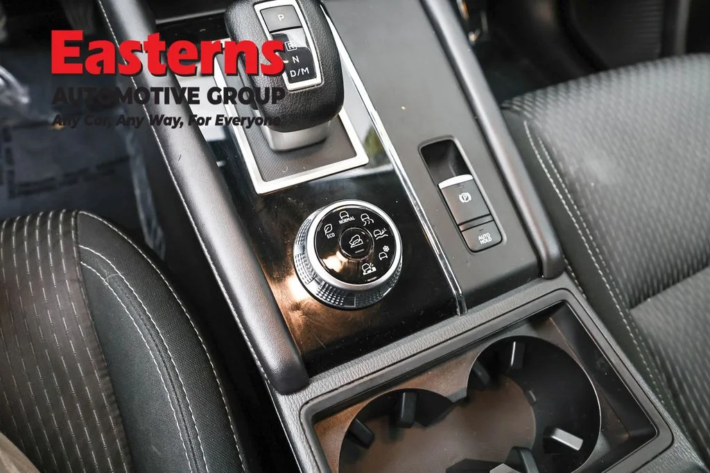 Used 2024 Red Mitsubishi ES image 20