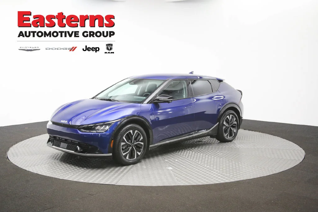 Used 2024 Blue Kia Wind image 50