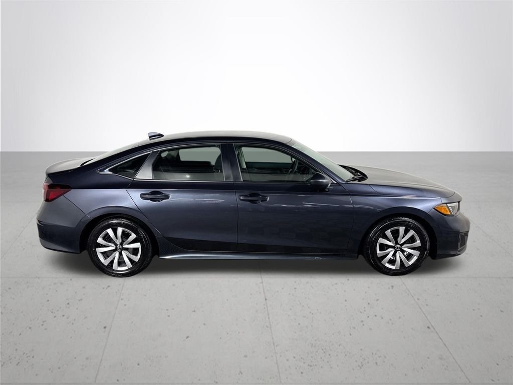 Used 2025 Meteorite Gray Metallic Honda LX image 5