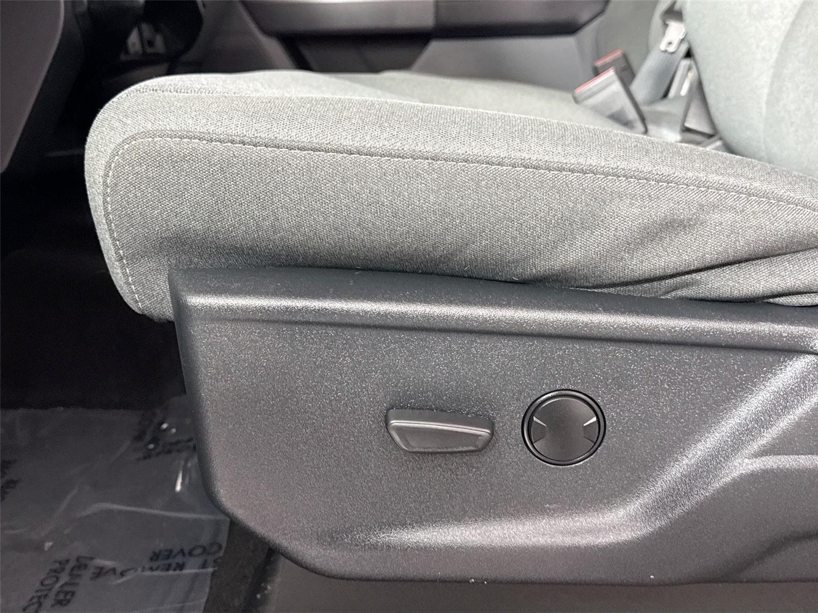 Used 2025 Carbonized Gray Ford XLT image 25