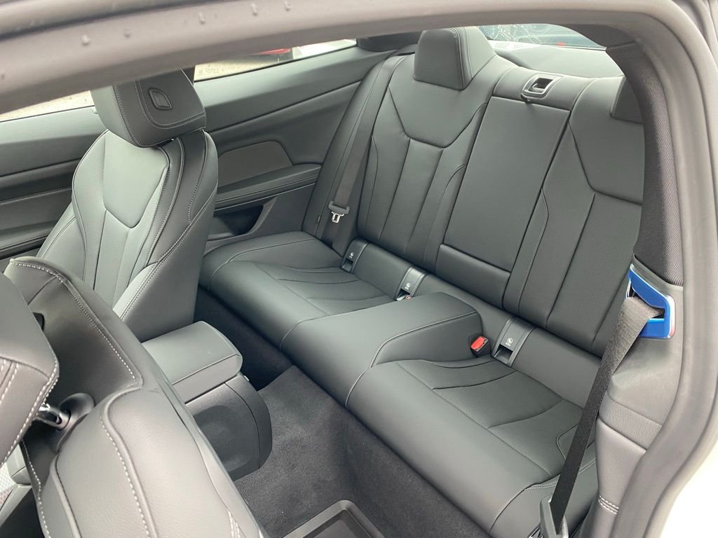 2026 BMW 4 Series M440i - Photo 6