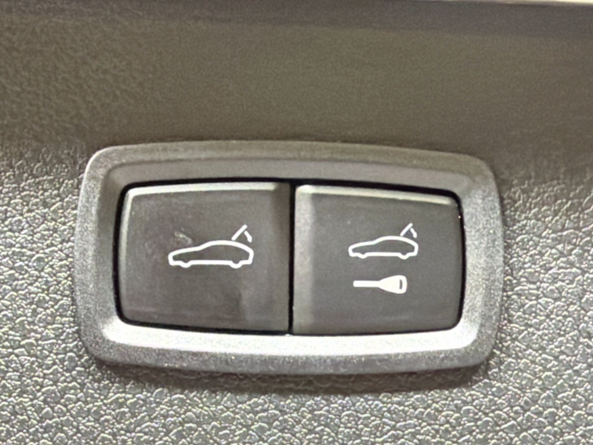 Certified Used 2026 White Porsche  image 14
