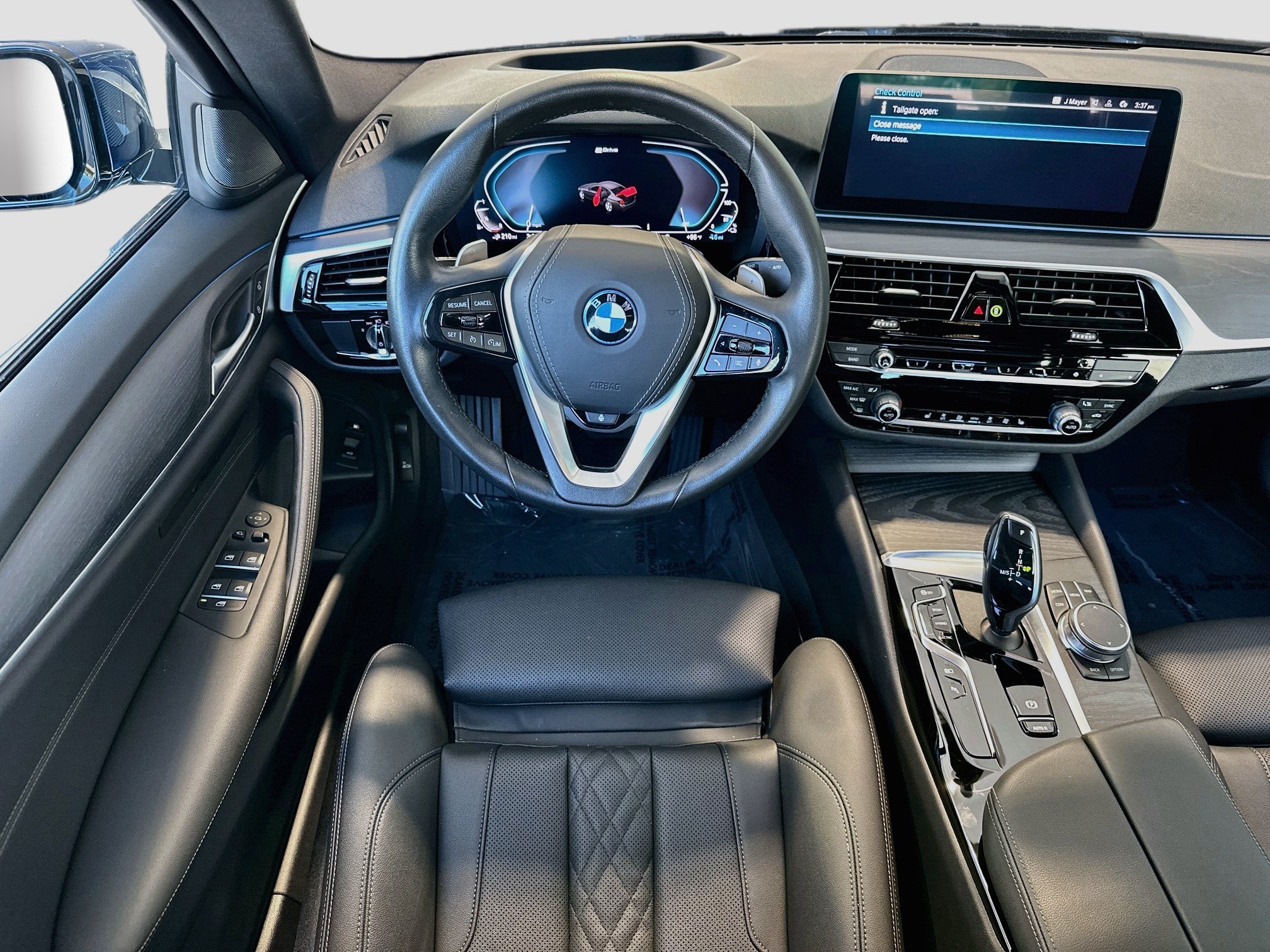Certified Used 2023 Phytonic Blue Metallic BMW 530e xDrive image 19