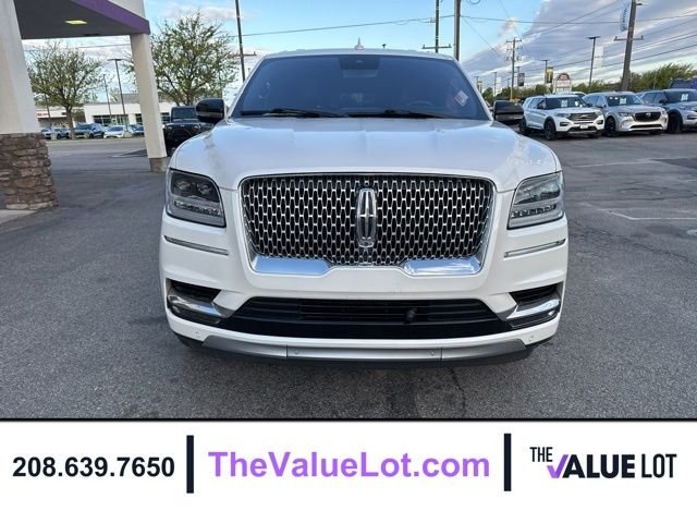 Used 2019 White Lincoln Reserve image 9