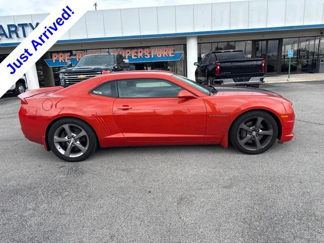 Used 2013 Red Chevrolet SS image 2