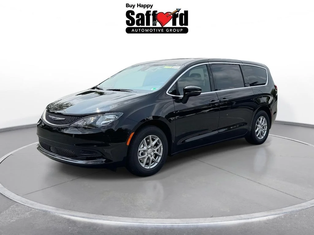 2026 Chrysler Voyager LX's photo
