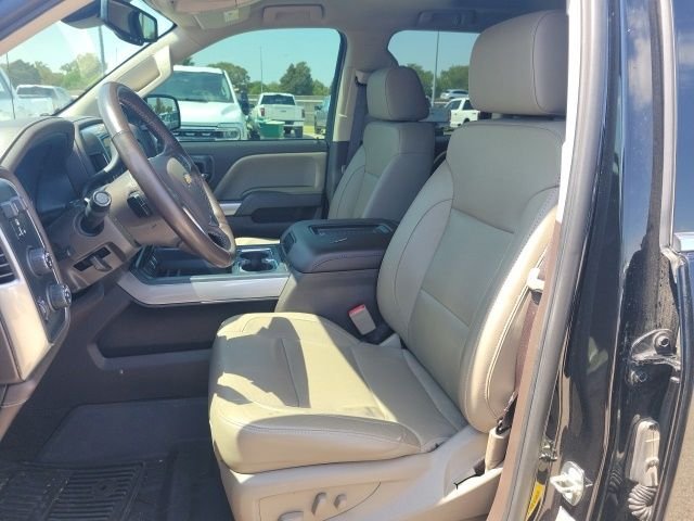 Used 2018 Black Chevrolet LTZ image 17
