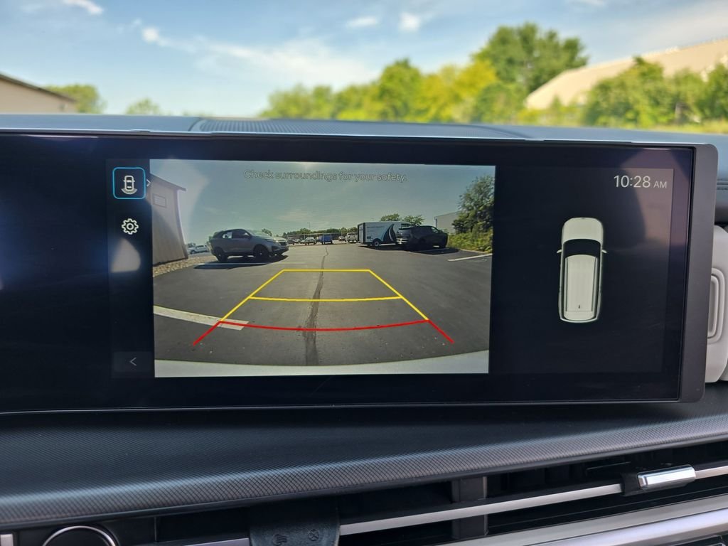 Used 2025 Silver Hyundai SEL image 26