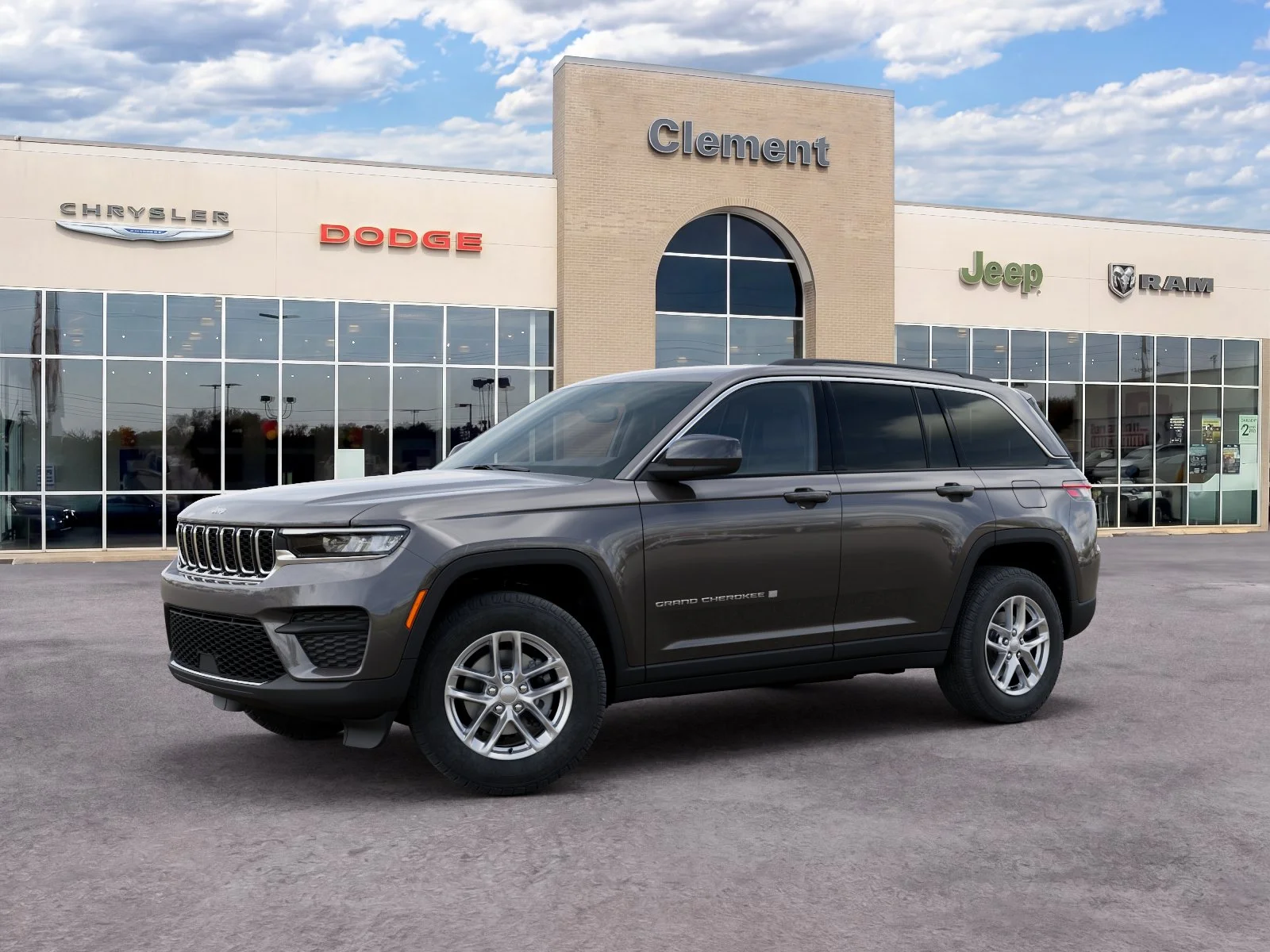 New 2026 Baltic Gray Metallic Clear-Coat Exterior Paint Jeep Laredo X image 31