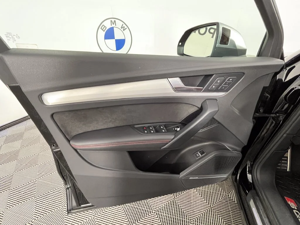 Used 2018 Mythos Black Metallic Audi 3.0T Prestige image 24