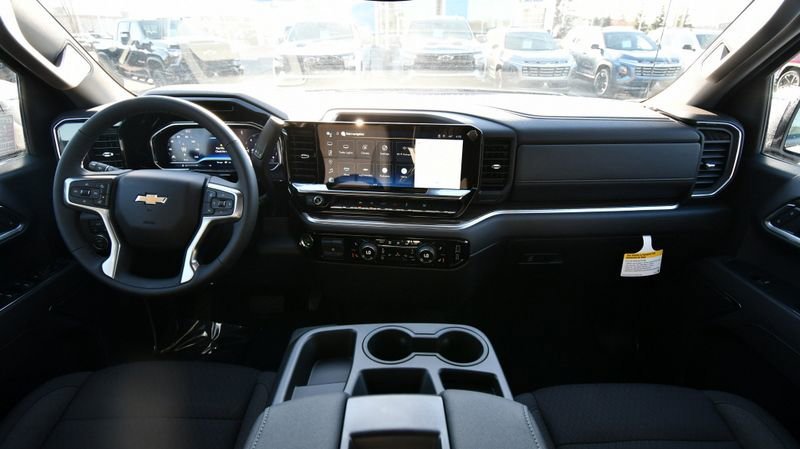 2025 Chevrolet Silverado 1500 LT - Photo 27