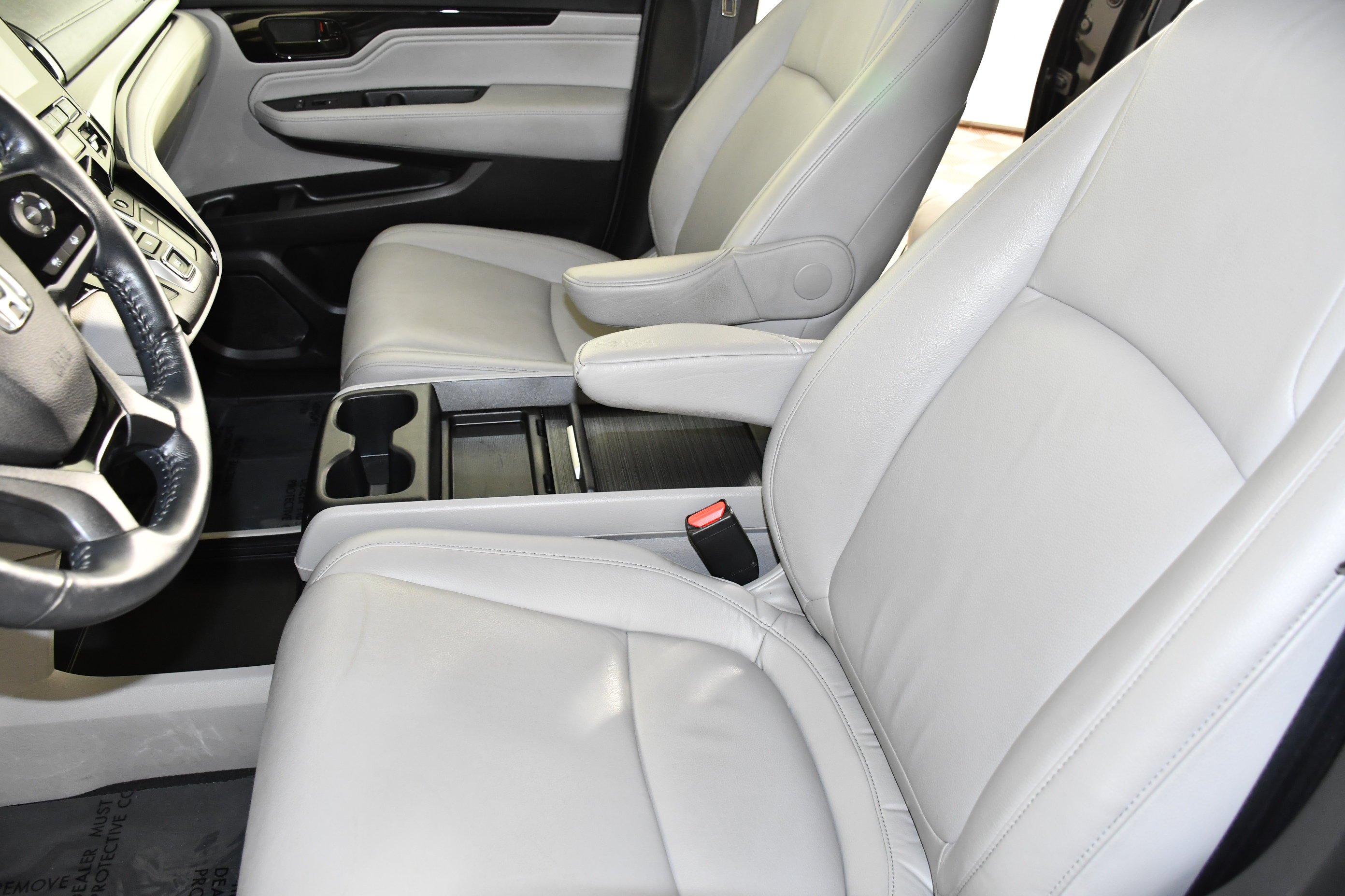 Used 2022 Black Honda Touring image 39