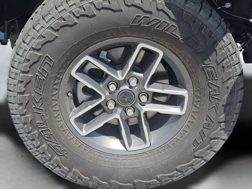 Used 2025 Hydro Blue Pearlcoat Jeep Mojave image 19