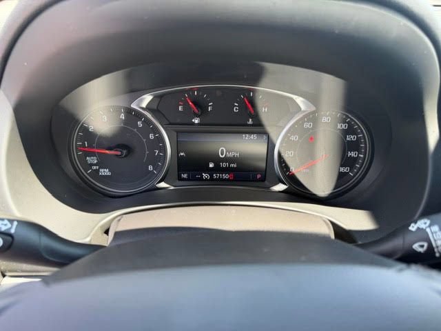 Used 2024 Summit White GMC SLT image 20
