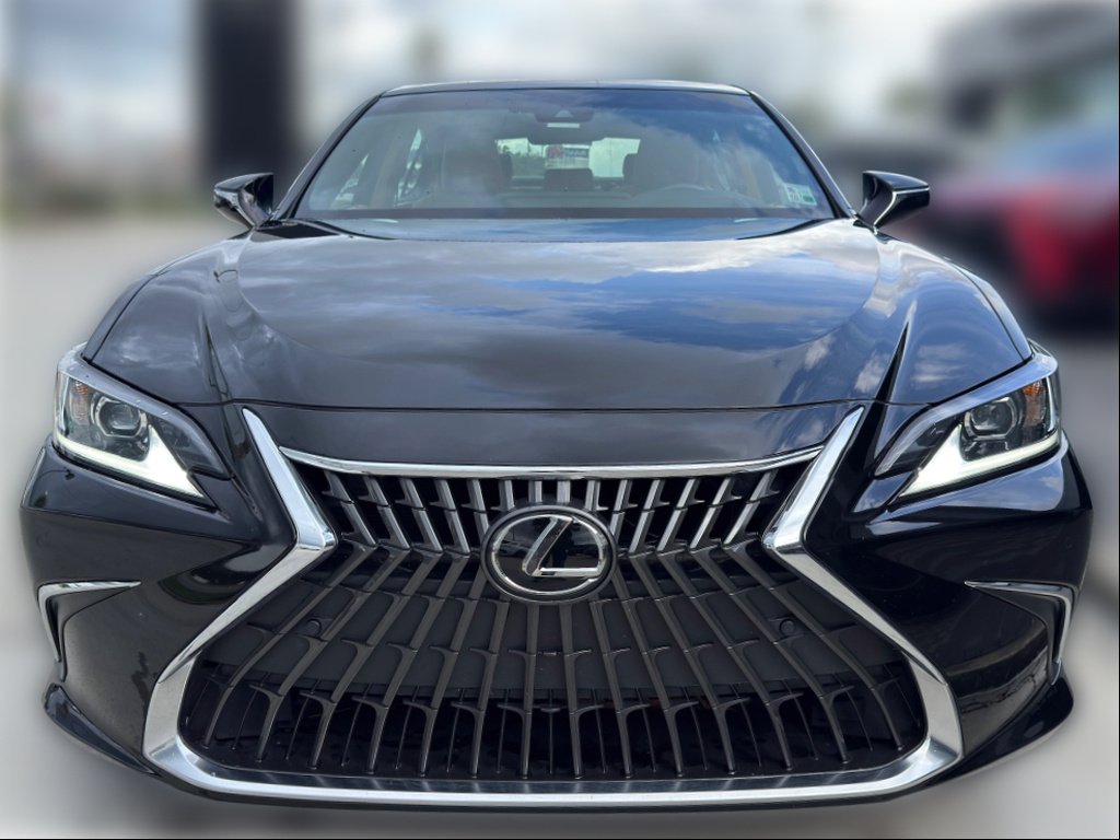 Certified Used 2024 Caviar Lexus Luxury image 3