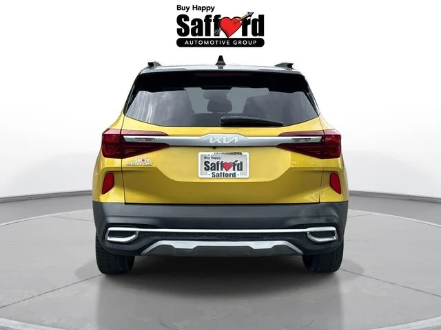 Used 2022 Yellow Kia S image 6