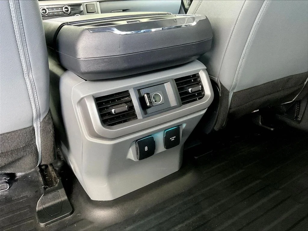 Used 2023 Oxford White Ford Pro image 11