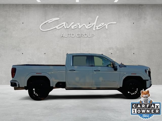 Used 2025 Summit White GMC Denali Ultimate image 17
