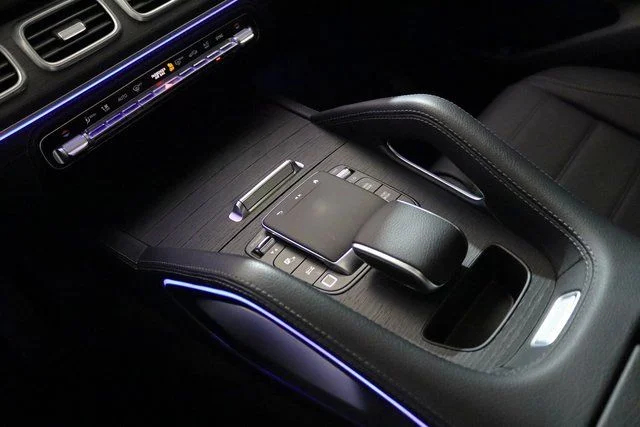 Used 2025 Obsidian Black Metallic Mercedes-Benz GLE 350 image 34