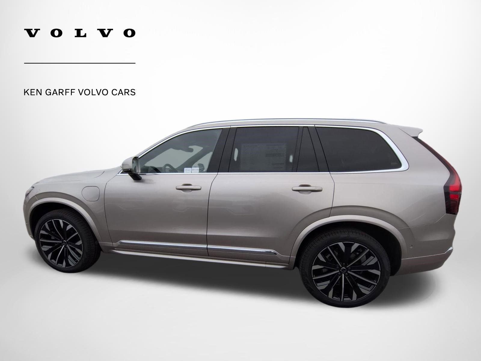 New 2026 Bright Dusk Volvo Plus image 7
