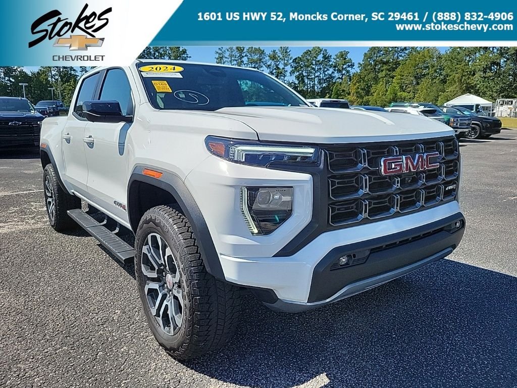 Used 2024 White GMC AT4 image 1